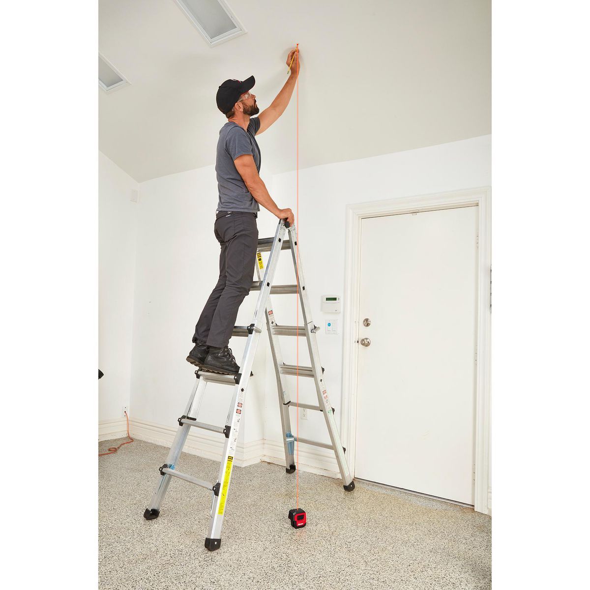100 ft. Self-Leveling 3-Dot Laser Level Y69811