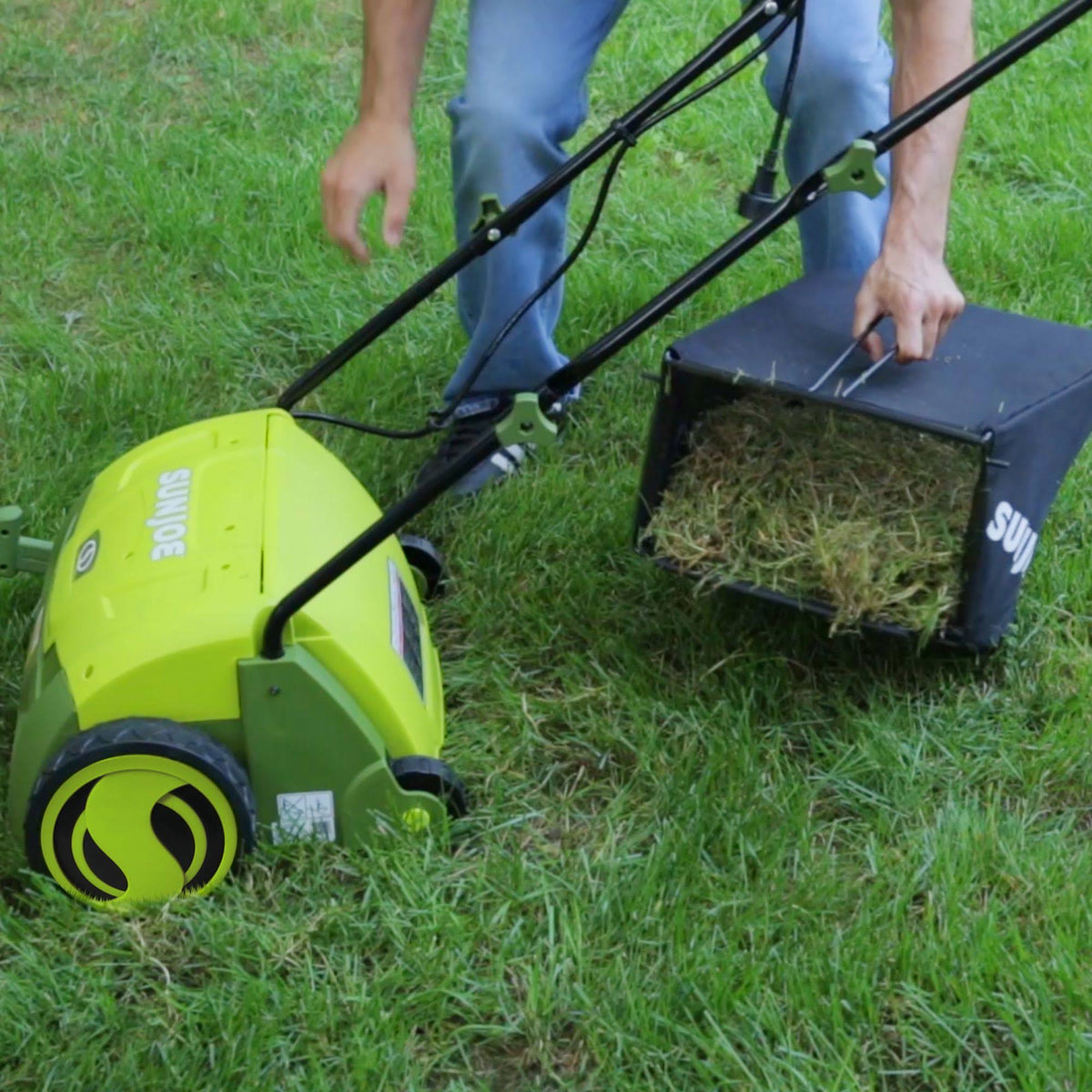 Electric Lawn Dethatcher with Collection Bag Z332