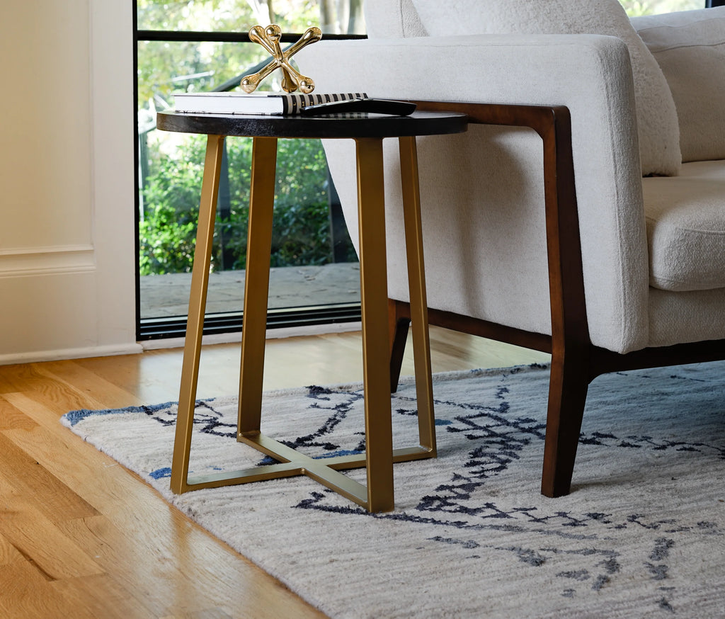 Black Wood Round Side Table E31953