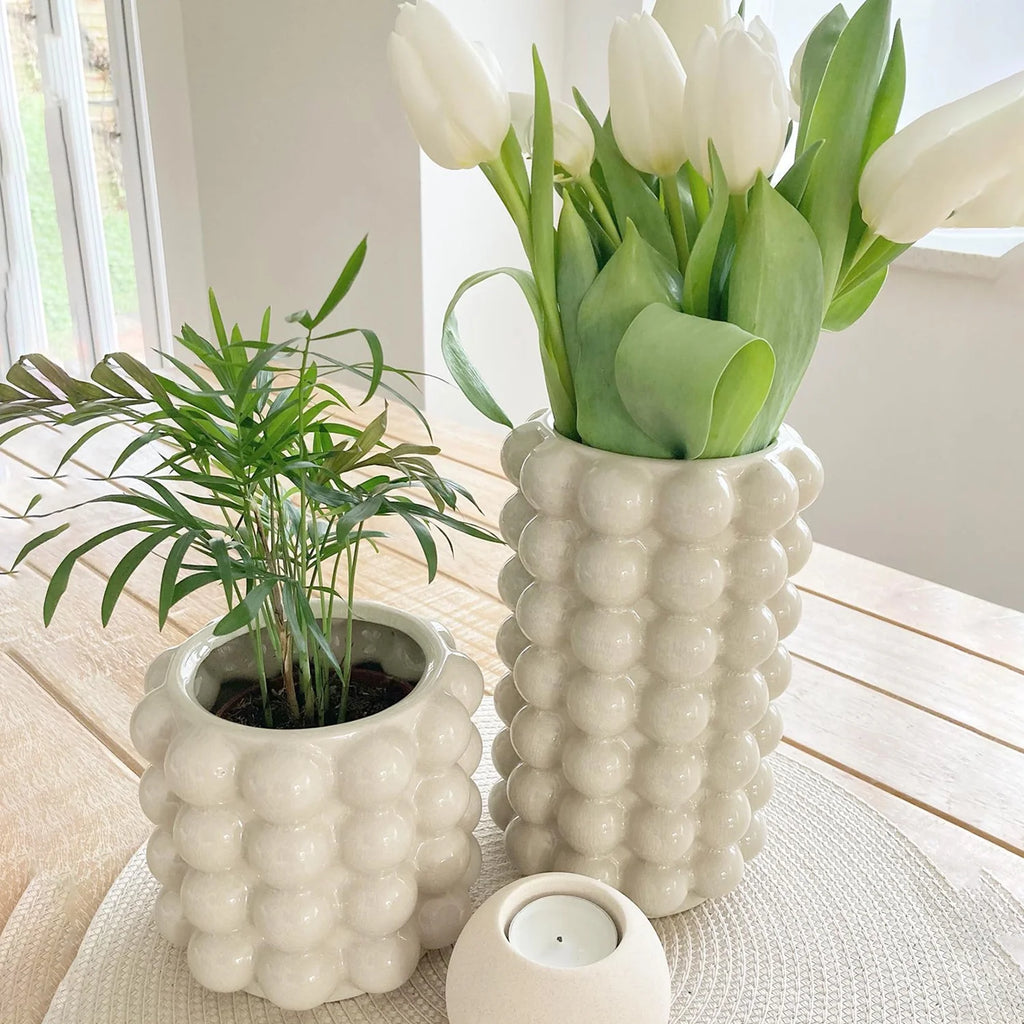 White Ceramic Vases, Set of 2 M985200
